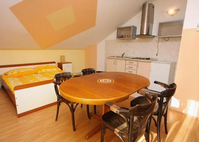 Apartment 5741a *