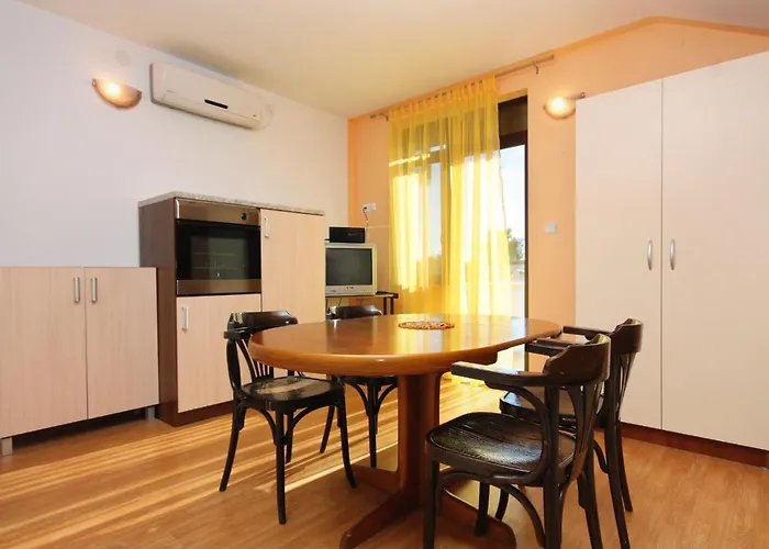 Apartment 5741a *
